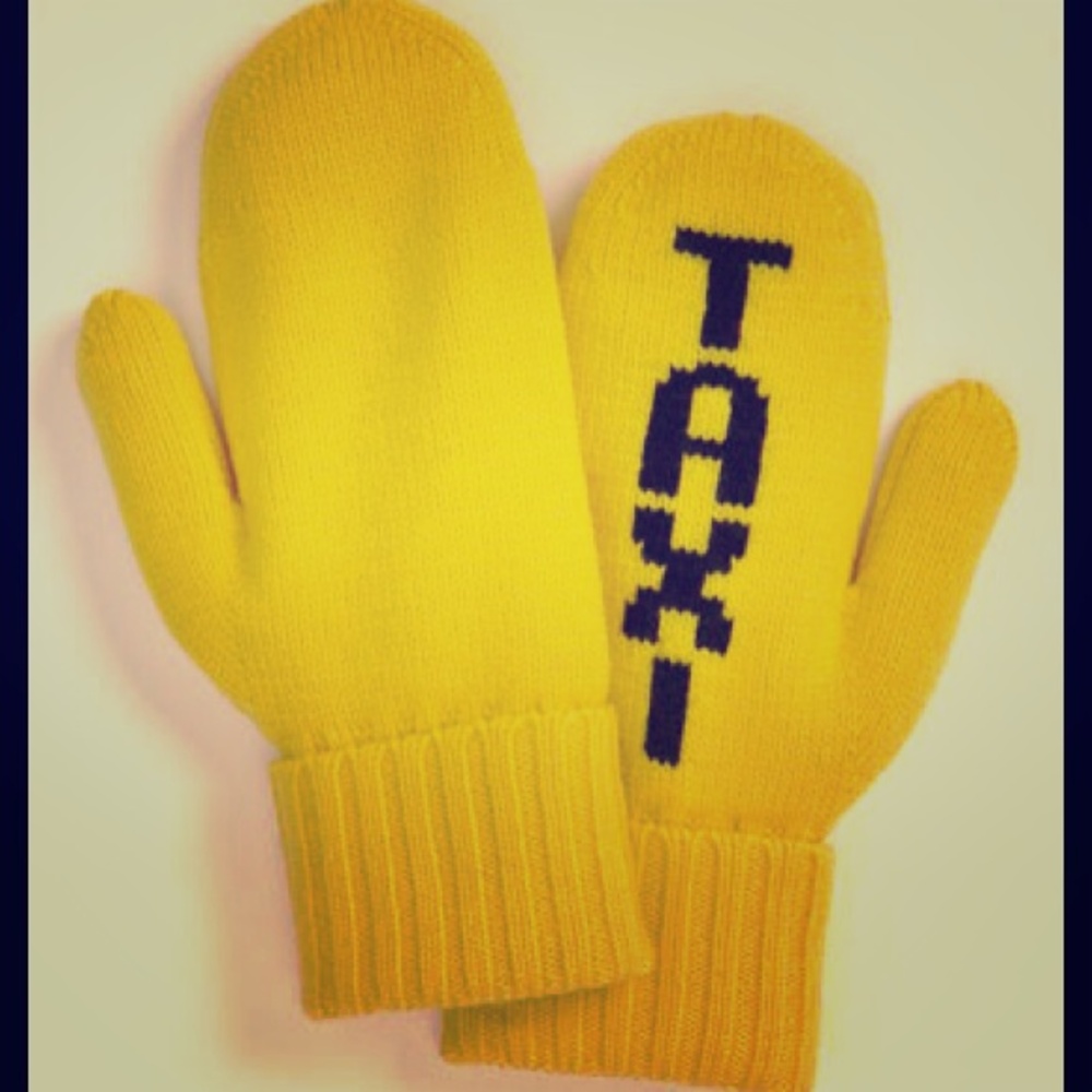 Kate Spade NYC Taxi mittens